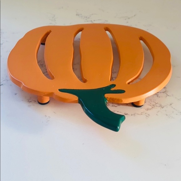 Crate&barrel Pumpkin Trivet - Picture 9 of 13